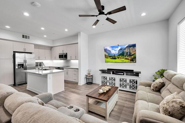 1319 Yannis Court, El Cajon