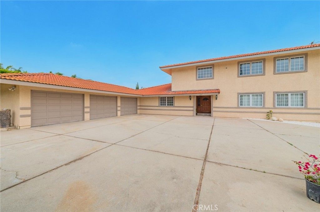 1855 Turnbull Canyon, Hacienda Heights