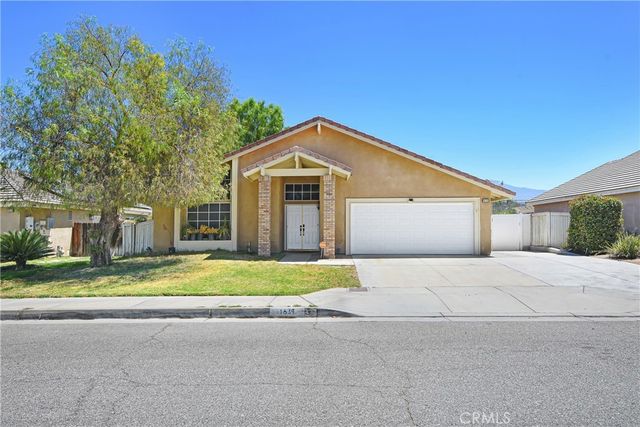 1639 Apapas, San Jacinto