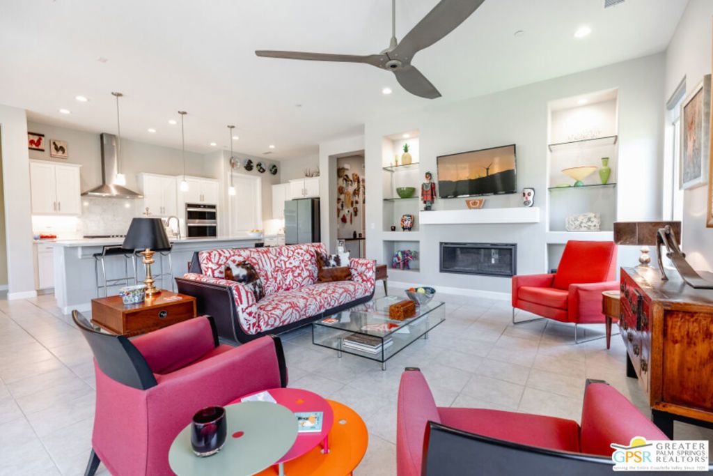 13 Chablis, Rancho Mirage