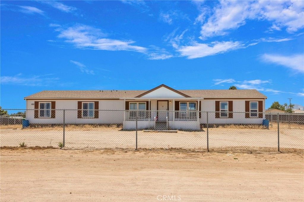 9235 Lindero, Phelan