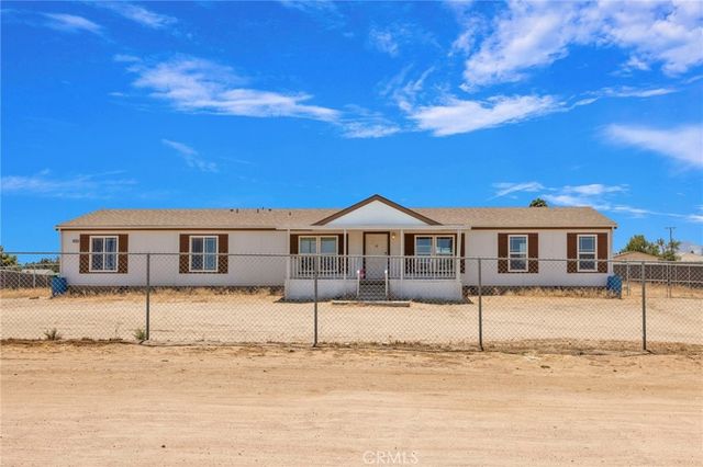 9235 Lindero, Phelan
