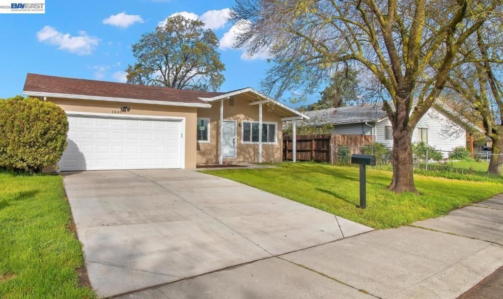 7025 Kermit Ln, Stockton