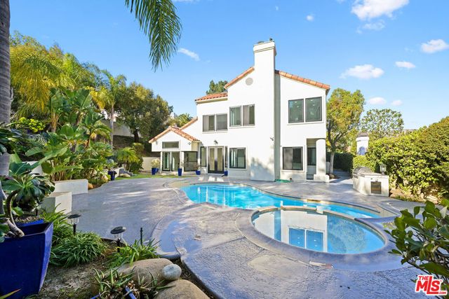 5566 Spring Hill Court, Westlake Village