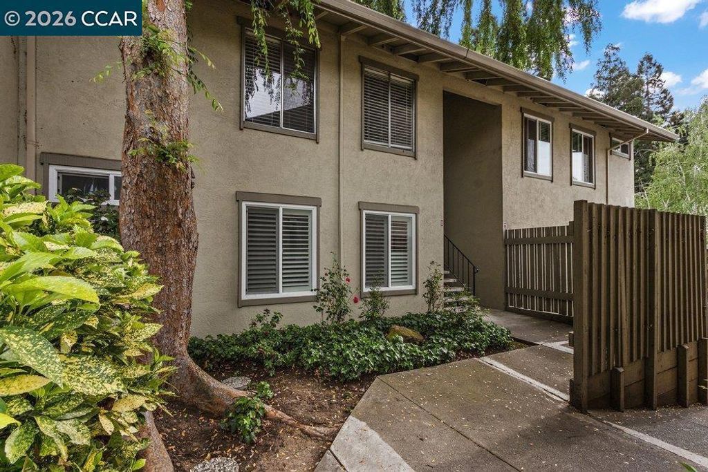 1241 Homestead Ave # 206, Walnut Creek