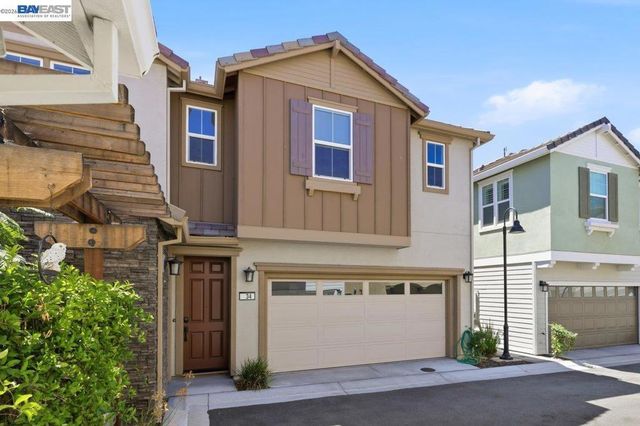 34 Etiwanda Falls Ter, Fremont