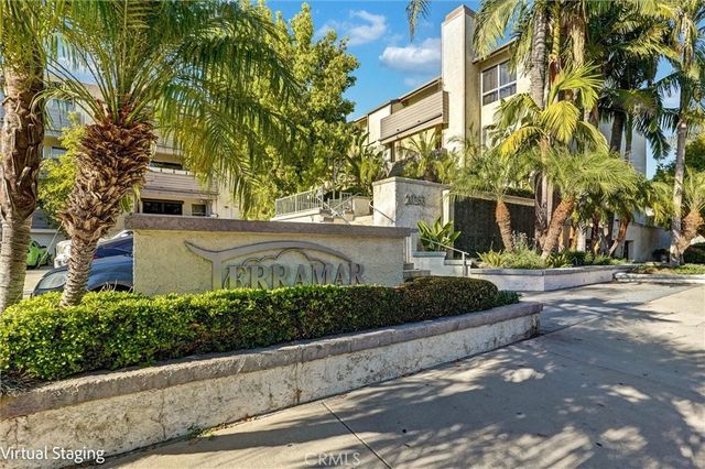 20253 Keswick # 322, Winnetka