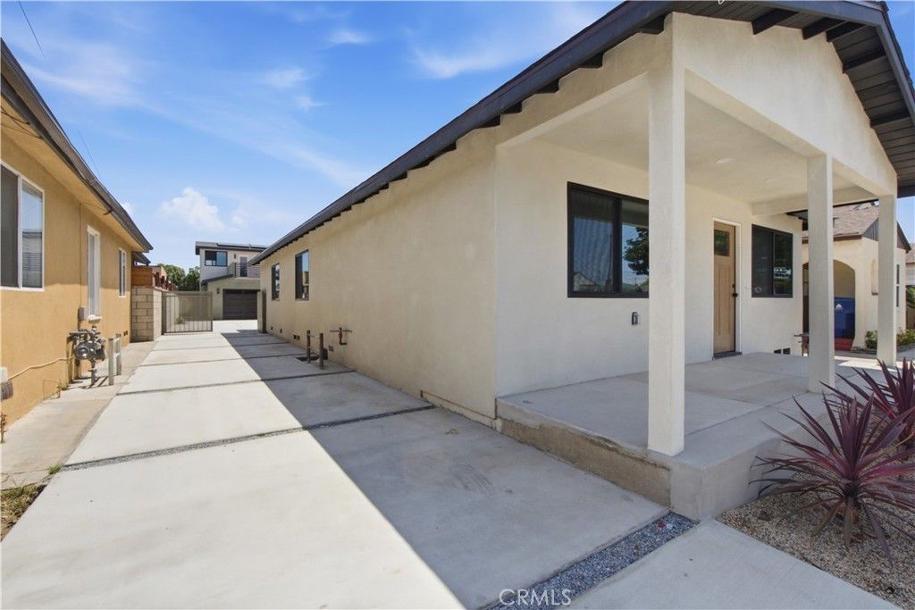 1558 W 214th Street, Torrance