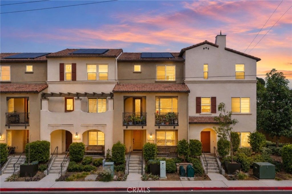 2217 S Ava Gln, Escondido