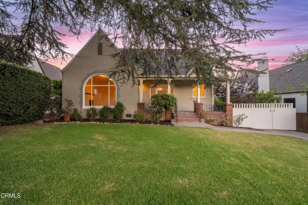 2370 Catherine Road, Altadena