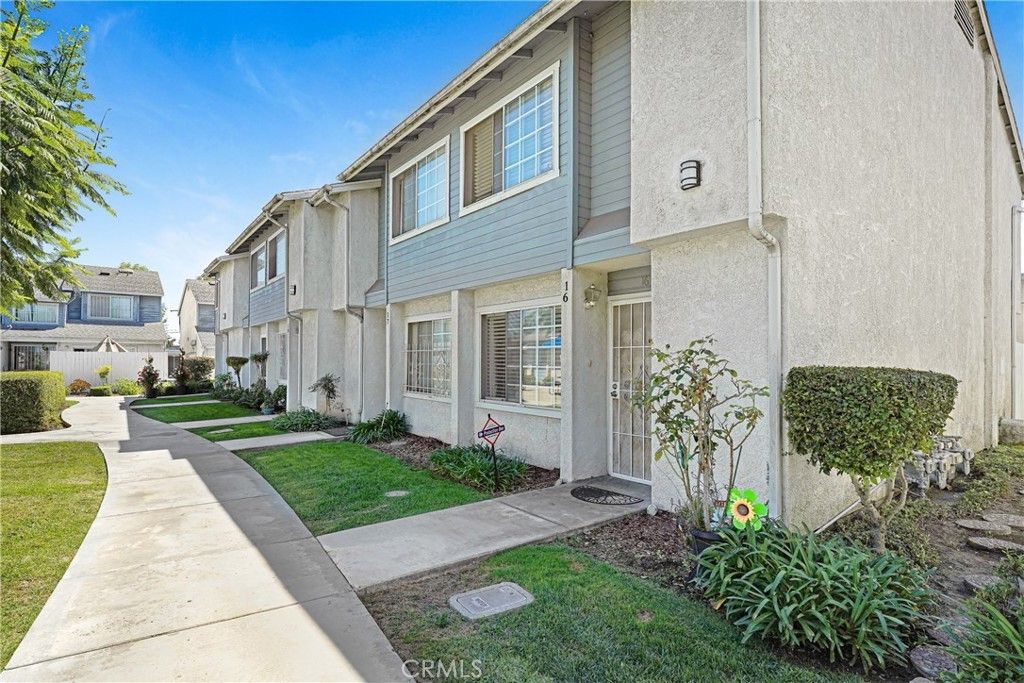 810 W Compton # 16, Compton