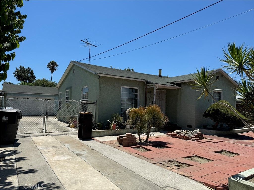1418 W Burnett, Long Beach