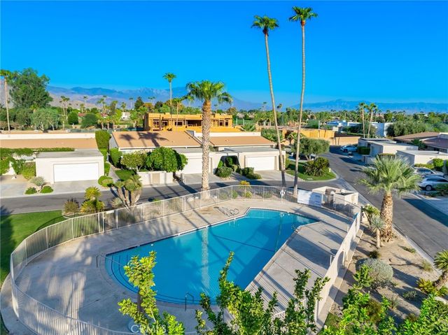 80071 Palm Circle Drive, La Quinta