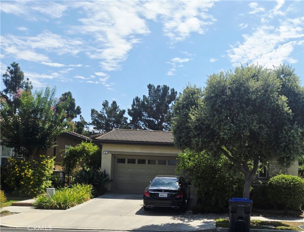 6 Saintsbury, Irvine