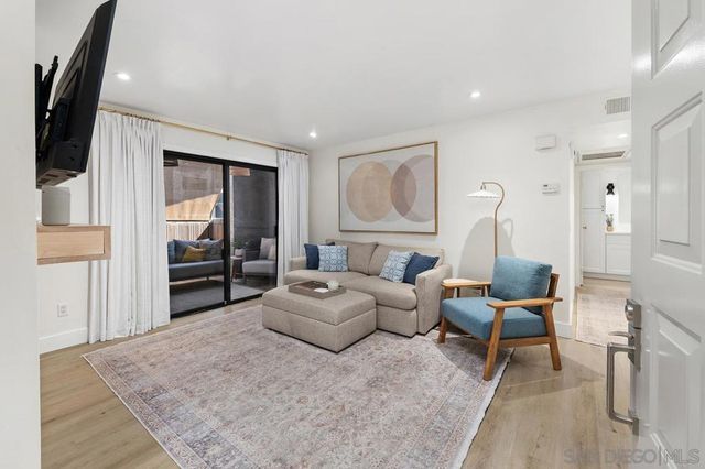 12019 Alta Carmel # 279, San Diego