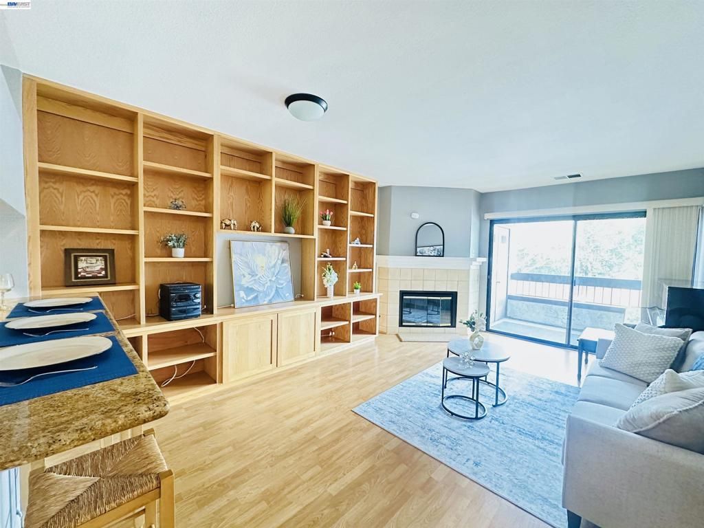 320 N Villa Way, Walnut Creek
