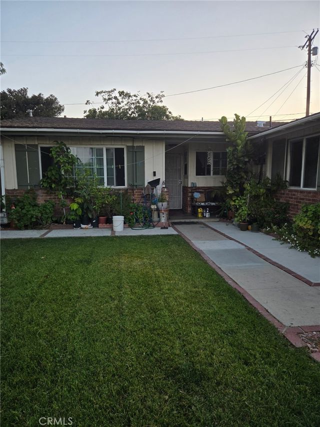 7827 Bakman, Los Angeles