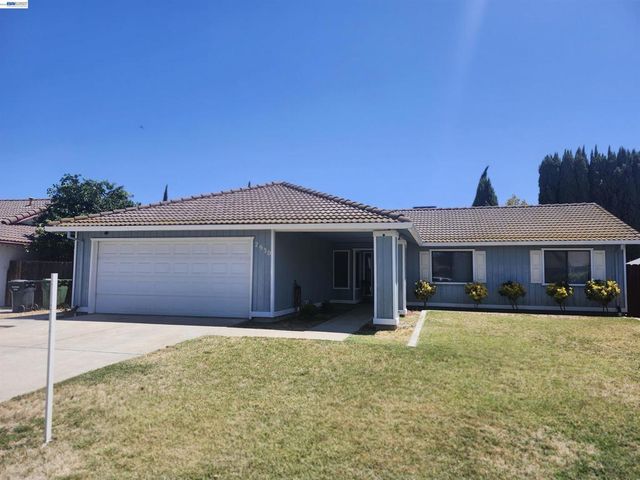 2930 Lincoln Blvd, Tracy