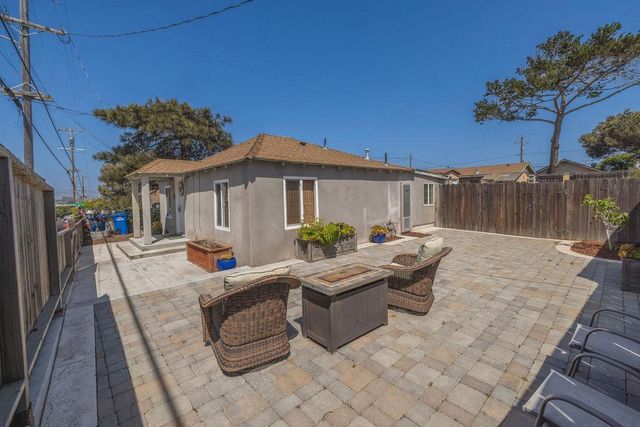 1205 Trinity Avenue, Seaside