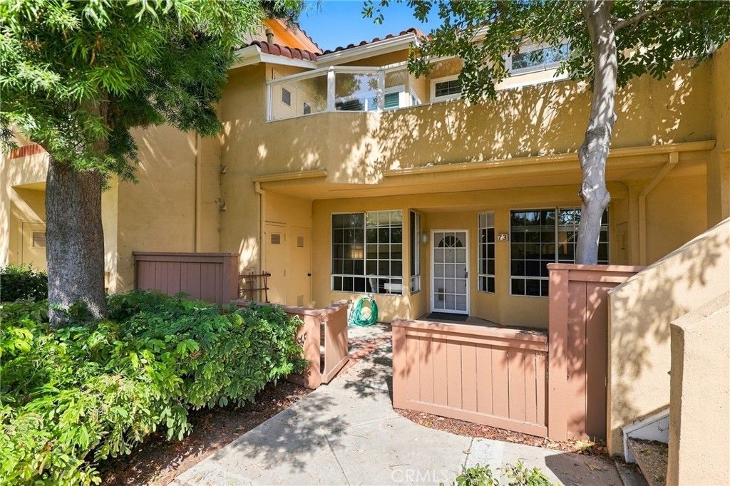 73 Alberti Aisle, Irvine