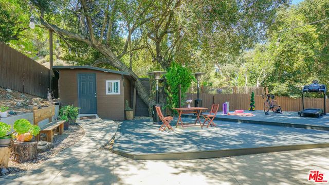 9790 Shadow Island Drive, Shadow Hills