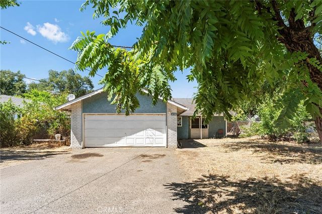 858 Cleveland Avenue, Chico