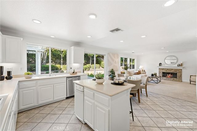 81 Linhaven, Irvine
