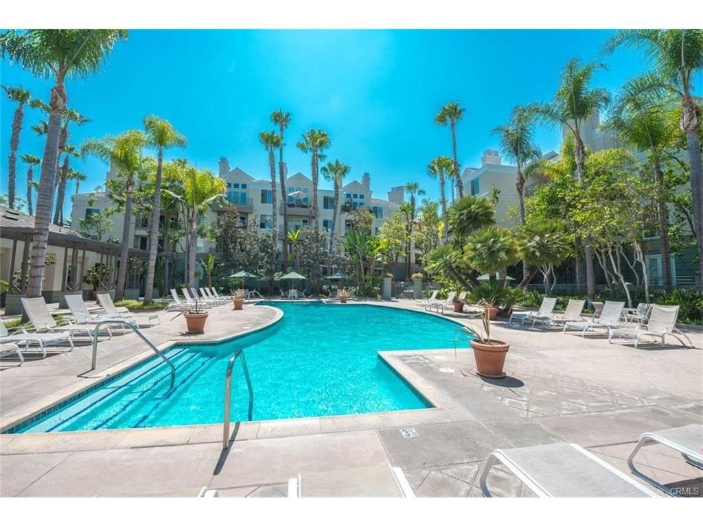 2243 Martin # 211, Irvine