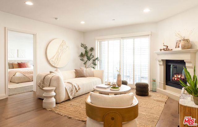 8238 W Manchester Avenue # 206, Playa Del Rey