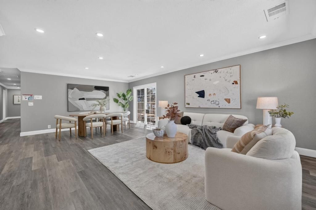 1120 Alberni Street, East Palo Alto