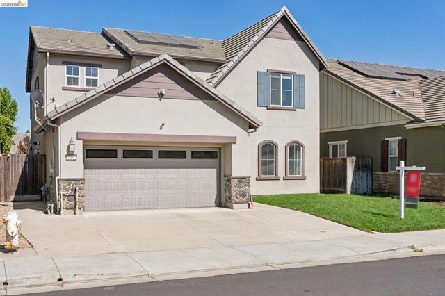 320 Heritage Ln, Dixon