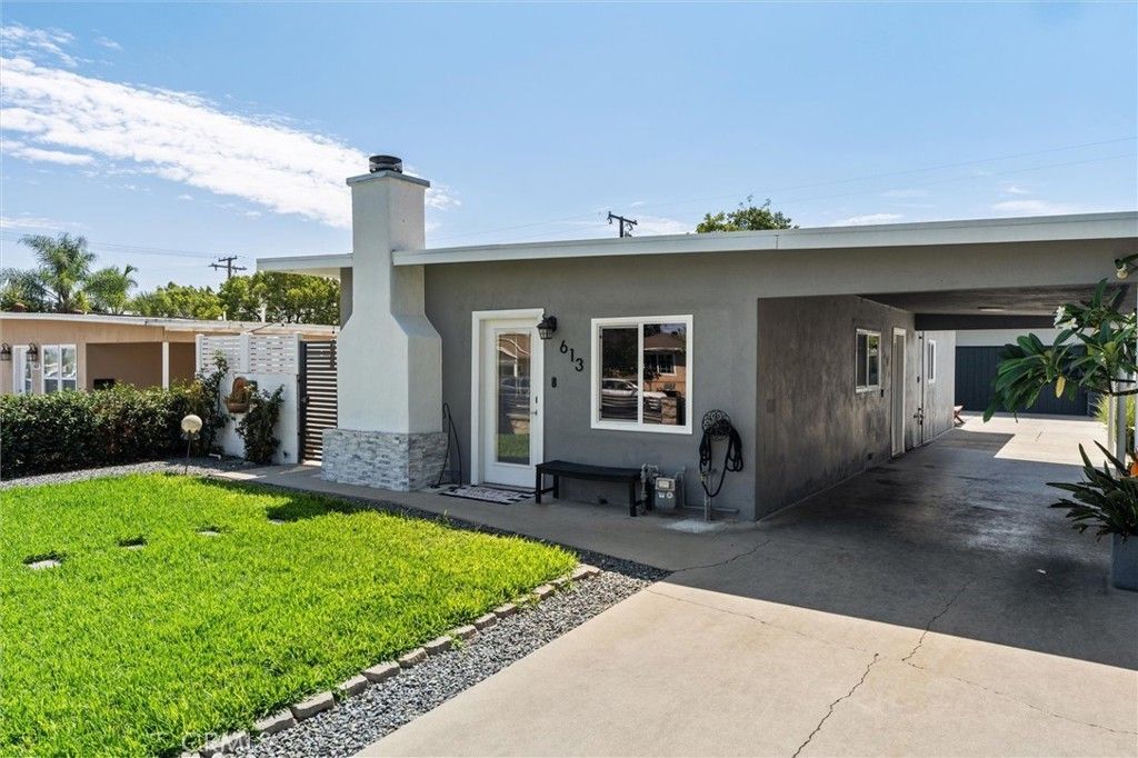 613 N Louise, Azusa