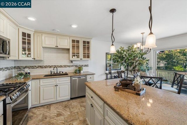 2301 Pine Knoll Dr # 6, Walnut Creek