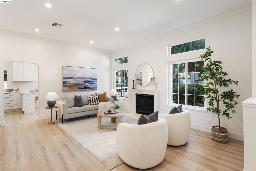 5740 Belleza Dr, Pleasanton