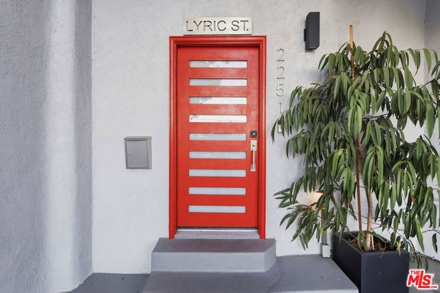2251 Lyric Avenue, Los Angeles