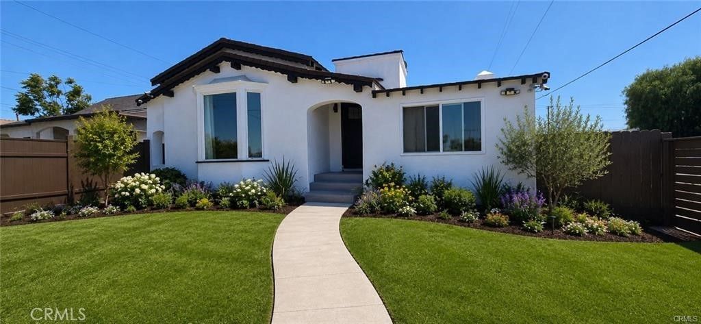 1558 W 105th, Los Angeles
