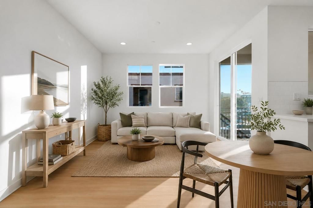 244 Pico Ave # 15, San Marcos