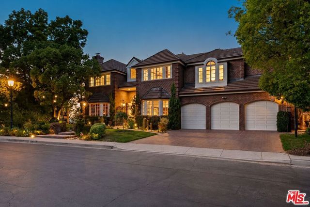 12053 Crest Court, Los Angeles