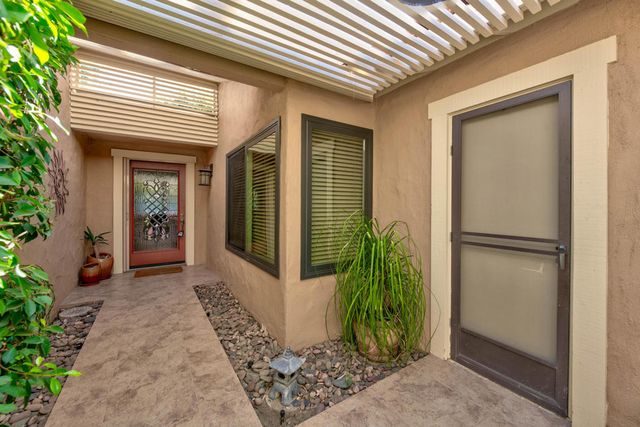 254 La Paz Way, Palm Desert