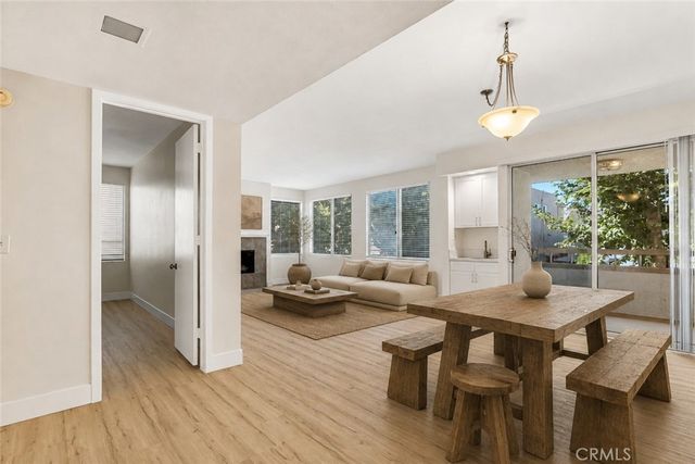 14530 Benefit Street # 102, Sherman Oaks