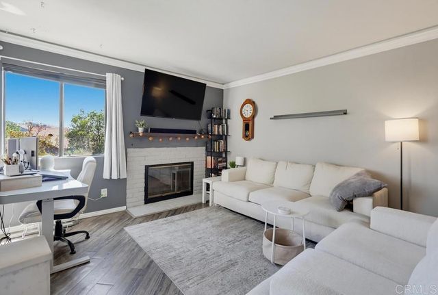 3045 Blue Oak Court, Spring Valley