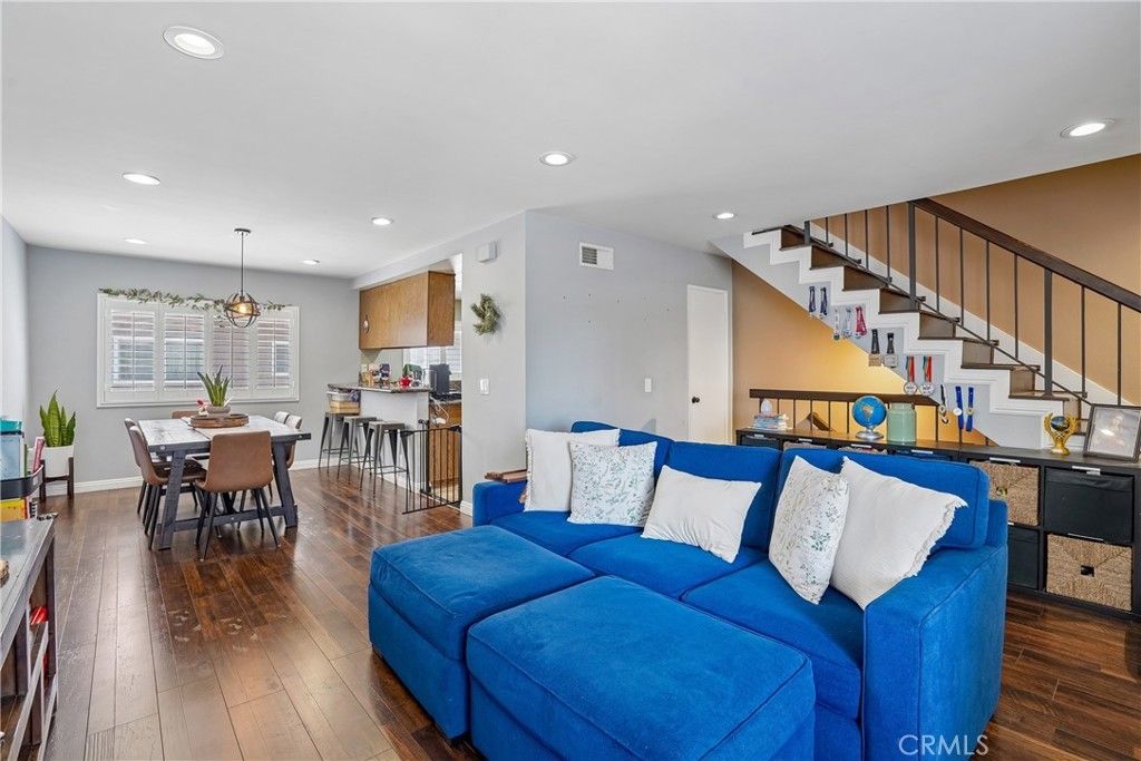 1599 W Jefferson Boulevard, Los Angeles
