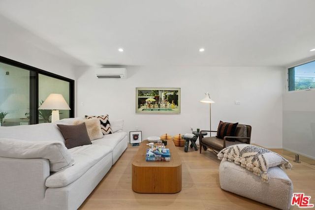 2233 4th Street # 3, Santa Monica