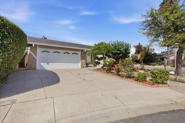 3207 Defoe Court, Fremont
