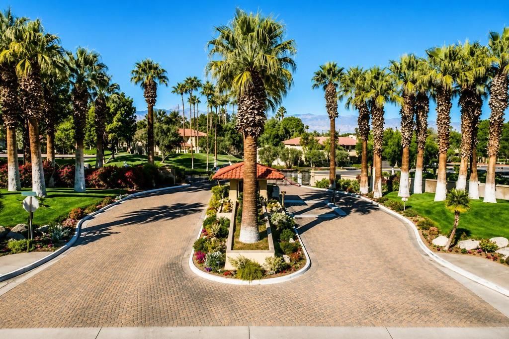 2801 N Los Felices # 104, Palm Springs