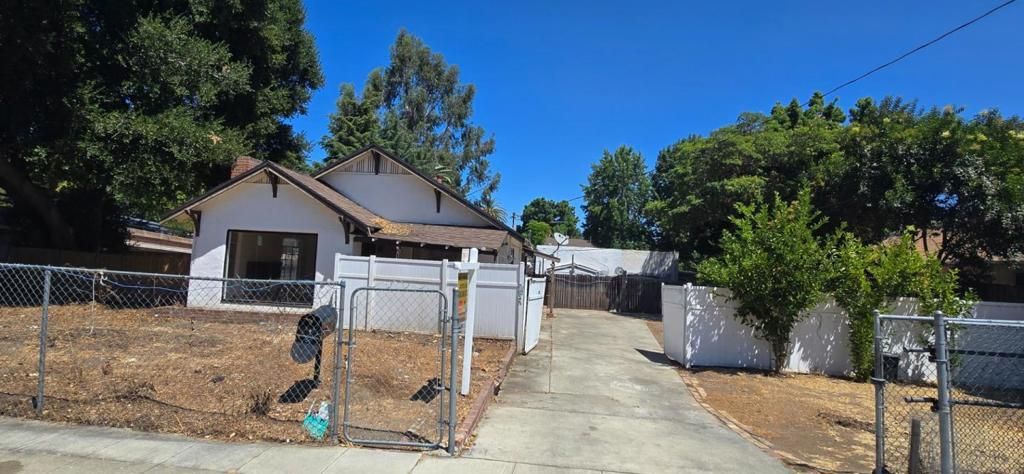 393 Beemer Avenue, Sunnyvale