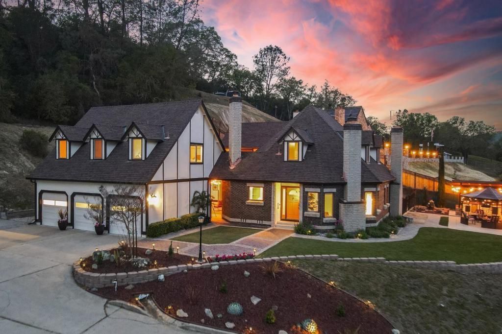 16955 Uvas Road, Morgan Hill