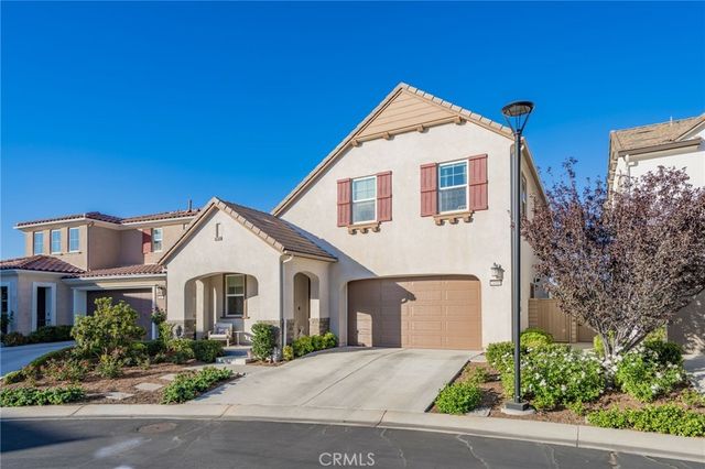 24185 Paseo Del Rancho, Valencia