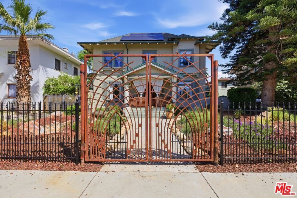 2624 Van Buren Place, Los Angeles
