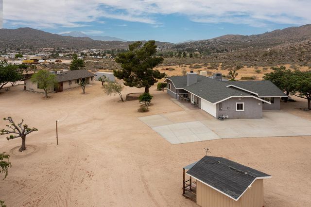 6910 Wamego Trail, Yucca Valley
